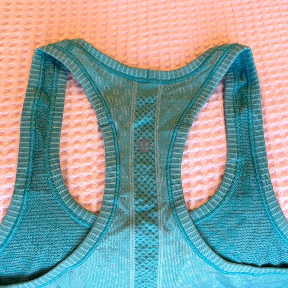 Lululemon Swiftly Tech Racerback Blue Size 4 - Picture 3 of 10